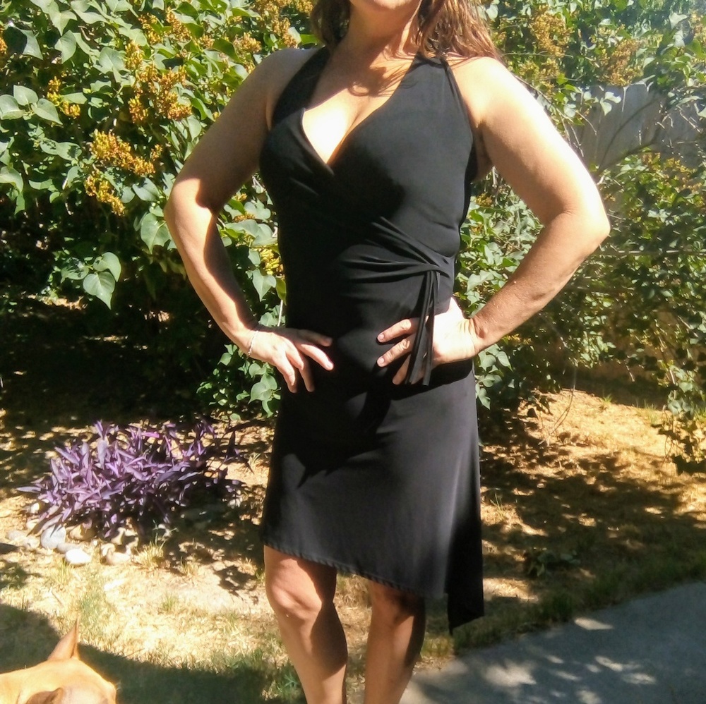 Forever21 Halter Neck Asymmetrical Black Dress